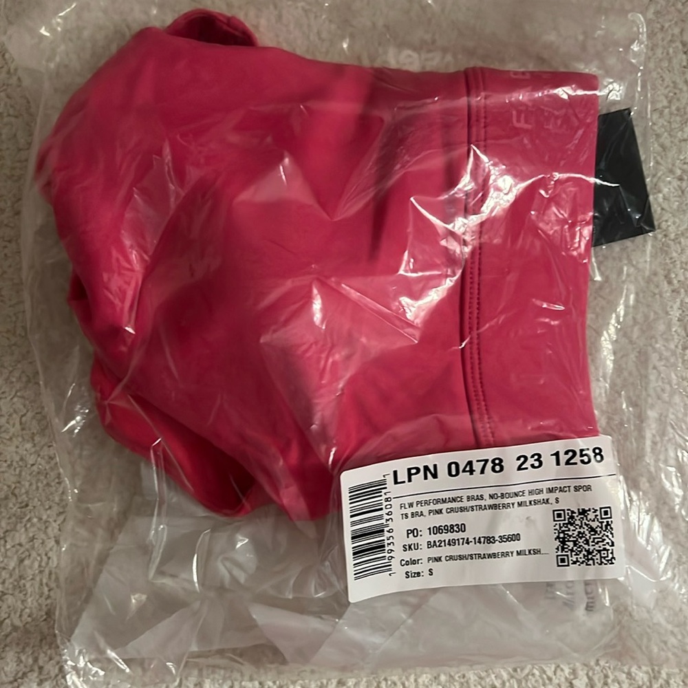 Fabletics No-Bounce High Impact Sports Bra - Picture 4 of 7